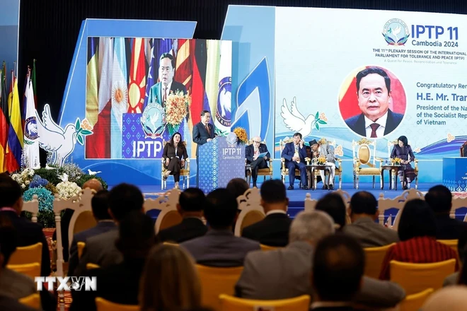 Укрепление стратегического доверия, углубление отношений между Вьетнамом и Камбоджей