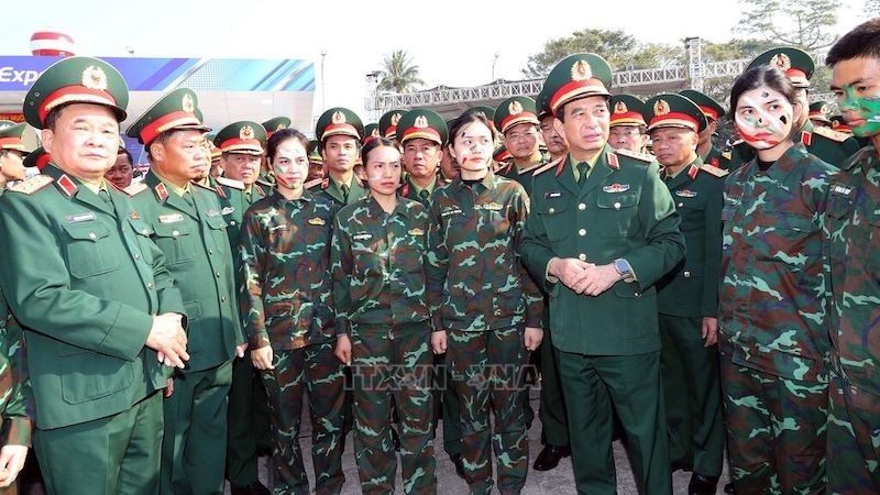 Развития оборонной промышленности для обеспечения возможности опираться на собственные силы, самостоятельности, самообороны