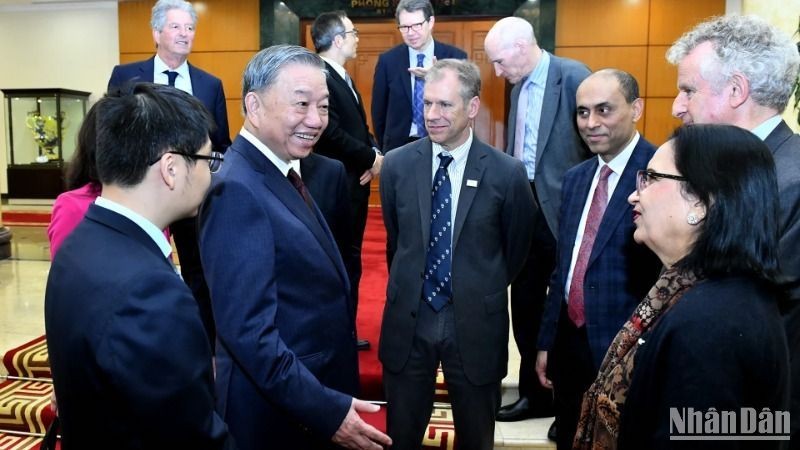 Генеральный секретарь ЦК КПВ То Лам принял экспертов и ученых – участников церемонии вручения премии VinFuture