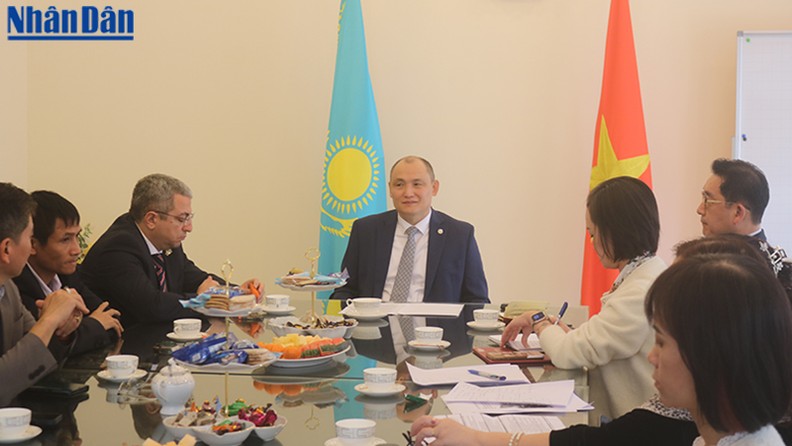 Продвижение возможностей туристического сотрудничества между Вьетнамом и Казахстаном