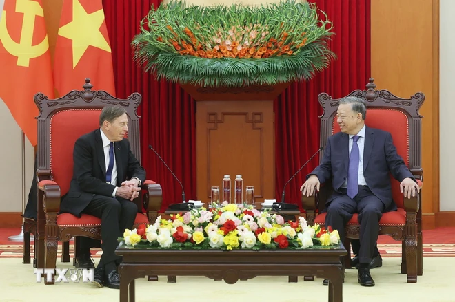 Генеральный секретарь ЦК КПВ принял главу глобального института Колберга KKR