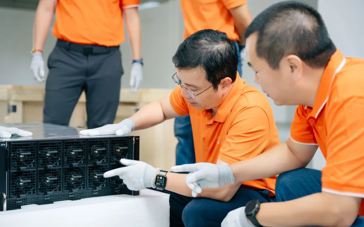 Крупнейшая японская финансовая группа планирует инвестировать до 35 в новую AI-компанию FPT