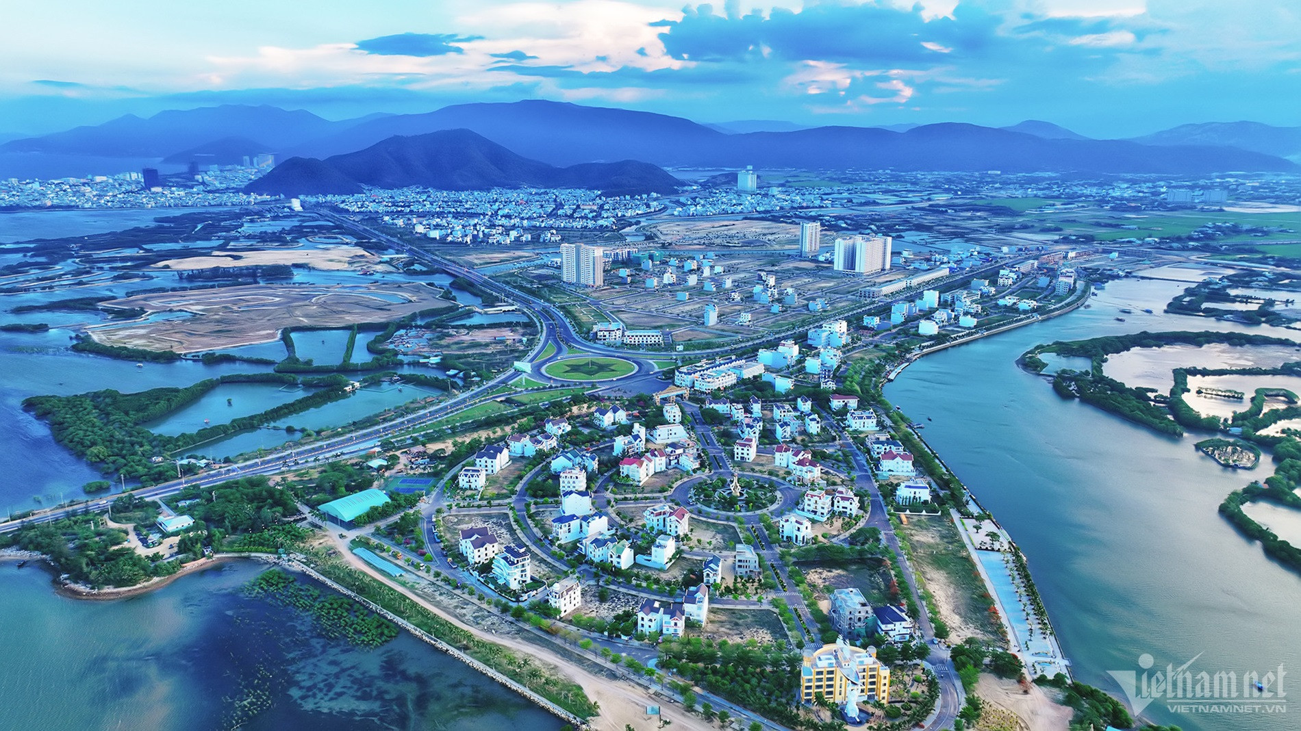 Впечатляющие темпы экономического роста провинции Биньдинь в 2024 году