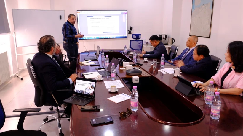 Вьетнам и Алжир расширяют сотрудничество в сфере строительства и экспорта рабочей силы