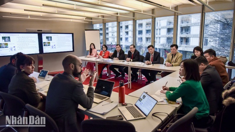 Город Буонматхуот продвигает сотрудничество с Францией в целях развития зеленого и умного города