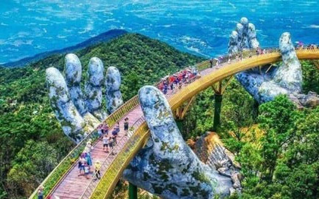 Резкий рост числа иностранных туристов во Вьетнаме в конце года