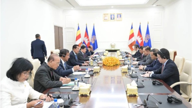 Глава Отдела ЦК КПВ по внешним связям провел рабочий визит в Камбоджу