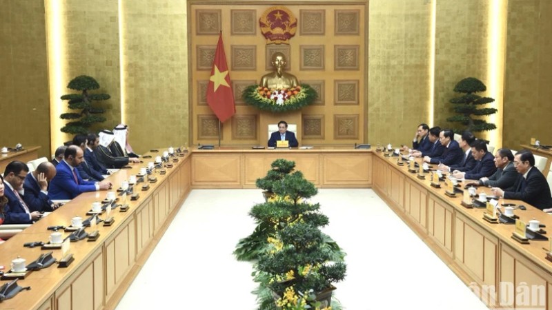 Премьер-министр призвал к реализации соглашений высокого уровня с Саудовской Аравией, ОАЭ и Катаром