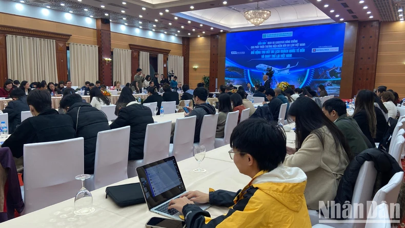 Продвижение авиационной логистики для развития туризма во Вьетнаме