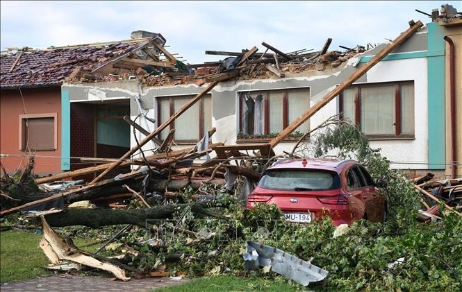 La comunidad vietnamita en la República Checa unida ante los desastres naturales