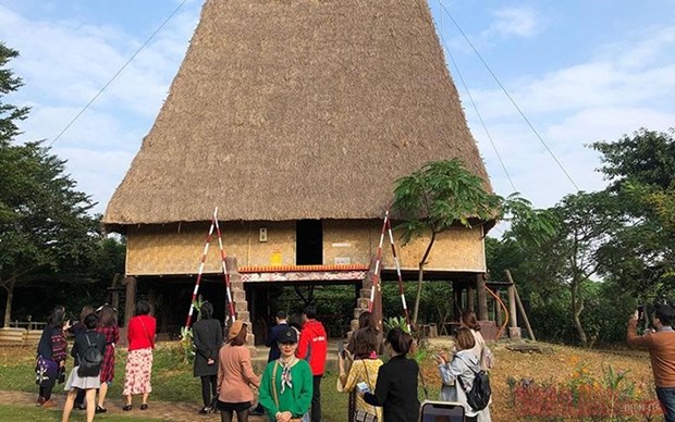 Vietnam reforma la red de bases culturales y deportivas para el período 2021-2030