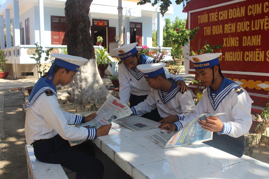La vida de los oficiales y soldados vietnamitas en el distrito insular de Truong Sa