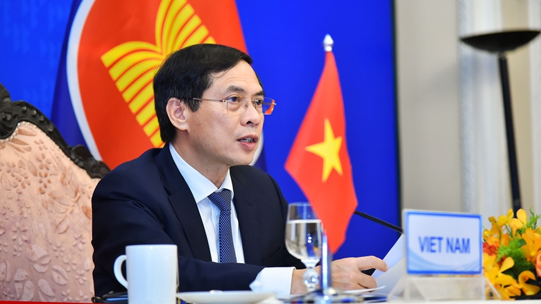 Vietnam comprometido a impulsar la cooperación entre la Asean, China y Japón