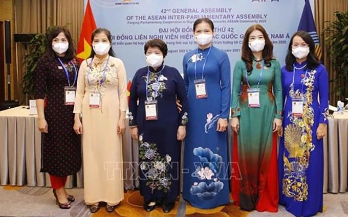 AIPA trabaja por garantizar igualdad de género en la economía digital