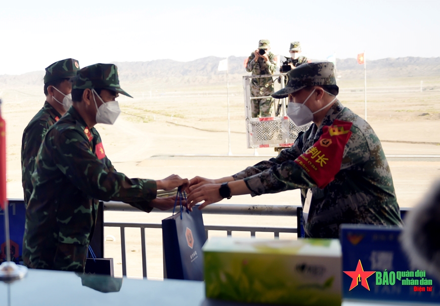 La selección vietnamita de química gana la medalla de plata en los Juegos Militares Internacionales 2021