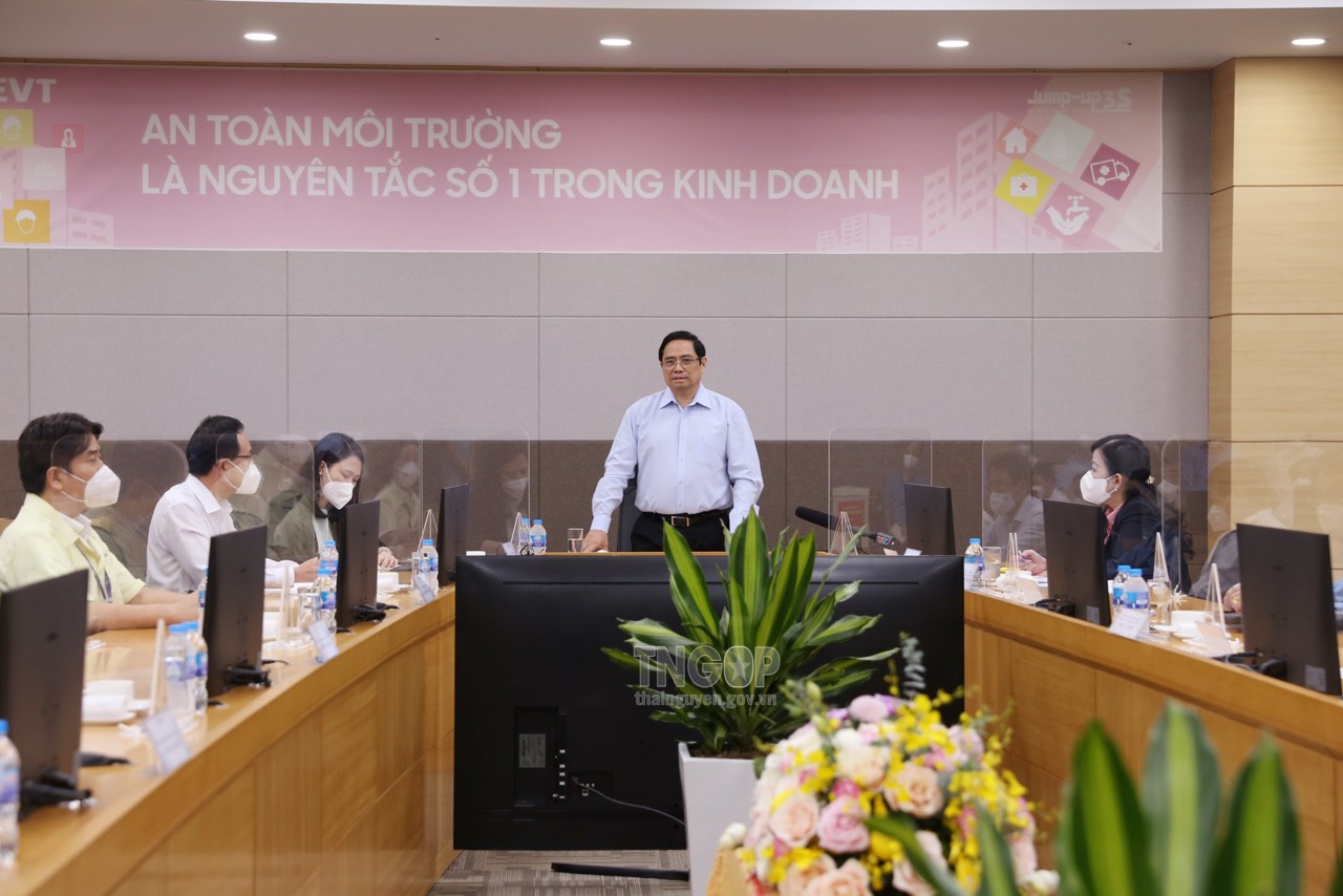 El primer ministro realiza una visita de trabajo a la provincia de Thai Nguyen