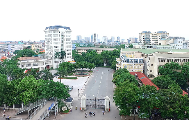 La Universidad Nacional de Vietnam se mantiene entre las ochocientas mejores del mundo en ciencias físicas