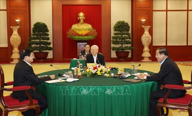 Reunión de alto nivel entre Vietnam, Camboya y Laos