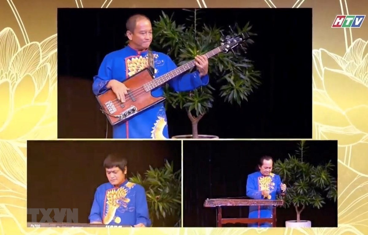 Ciudad Ho Chi Minh Programa artístico para promover la gran unidad nacional en la lucha anti-epidémica