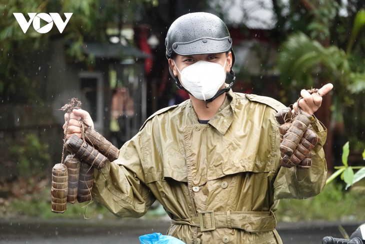 El trabajo voluntario de un oficial de seguridad pública