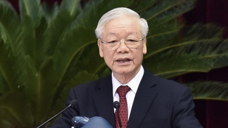 Vietnam promueve la construcción y la mejora del Partido Comunista