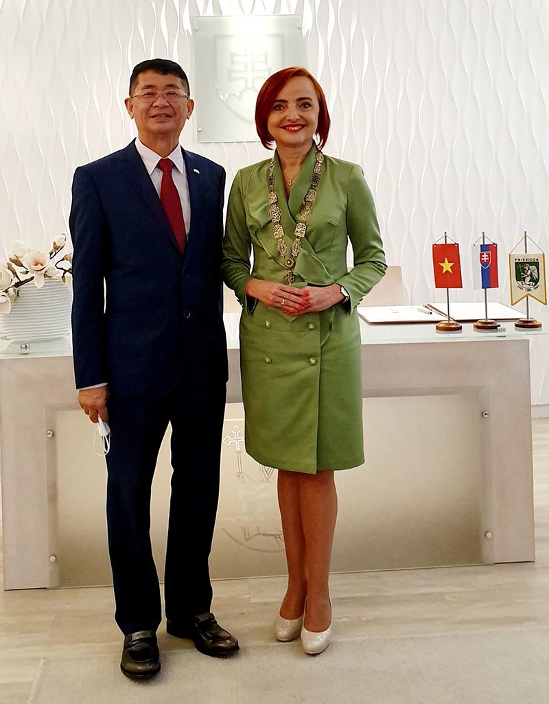 Fortalecimiento de la cooperación entre localidades vietnamitas y eslovacas