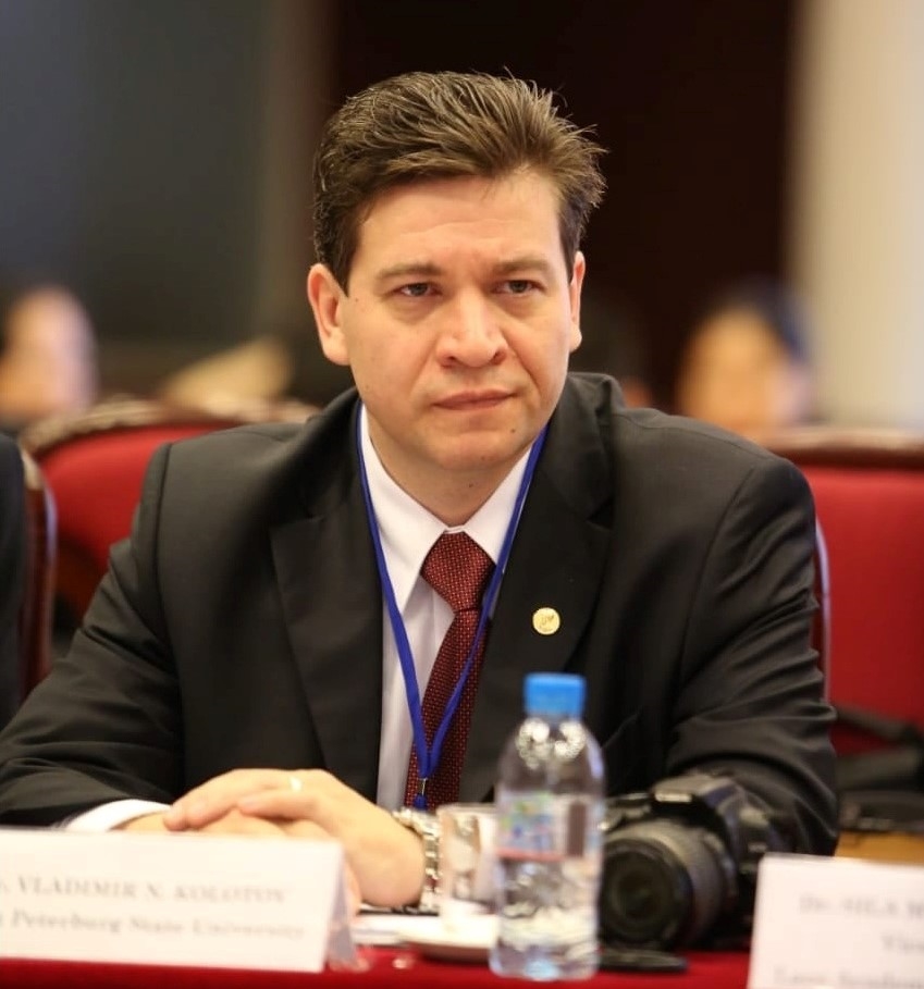 Traducido al ruso el libro del presidente Ho Chi Minh sobre el Arte de la Guerra de Sun Tzu