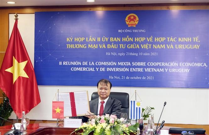 Reunión del Comité Mixto para la Cooperación Económica, Comercial e Inversionista entre Vietnam y Uruguay