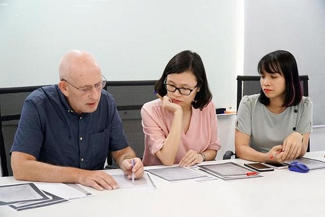 Flexibilizar los requisitos para la emisión de permiso de trabajo para trabajadores extranjeros