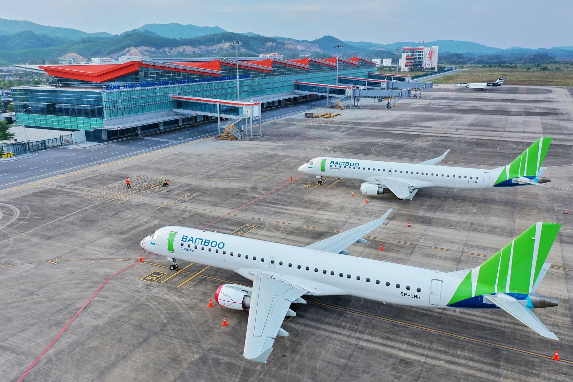 Reapertura de la ruta aérea Quang Ninh - Ciudad Ho Chi Minh