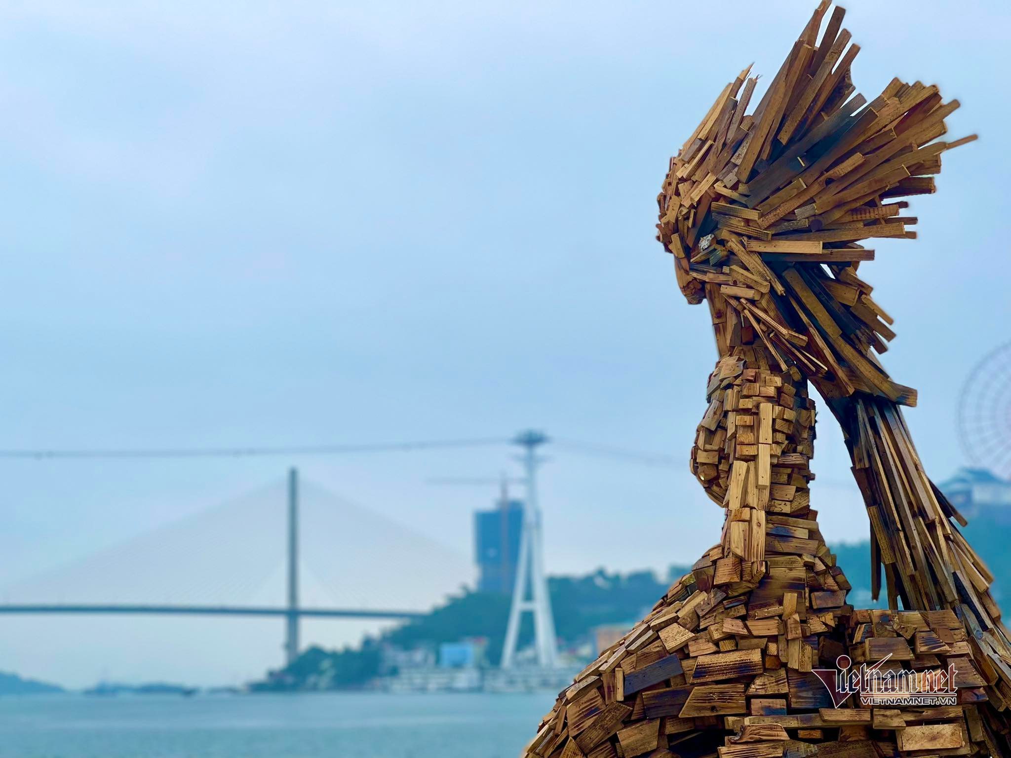Las esculturas “Ha Long sin desperdicios”