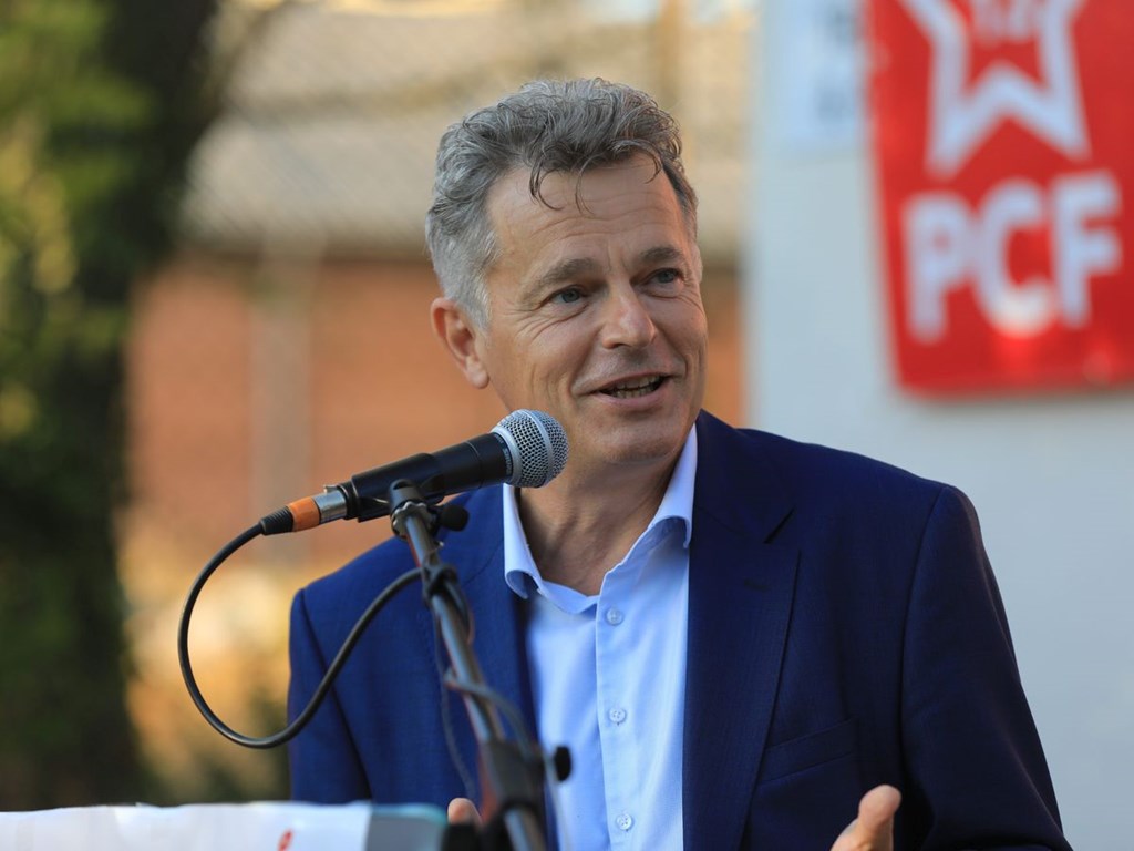 El Secretario Nacional del Partido Comunista Francés espera que la relación Francia-Vietnam sea lo más fuerte posible