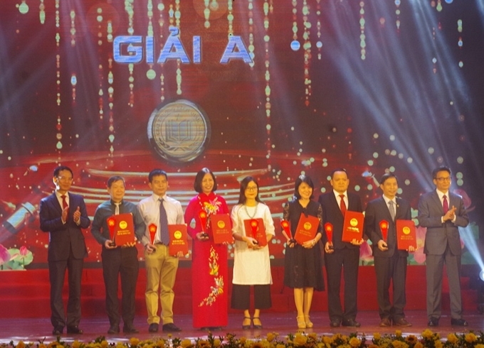Cuarta ceremonia de entrega del Premio Nacional del Libro