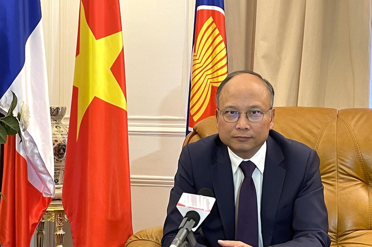 El embajador de Vietnam en París analiza el significado especial de la visita del jefe del Estado a Francia