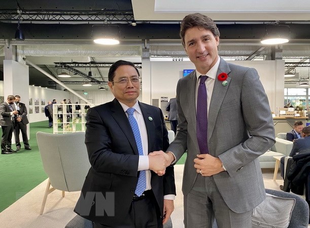 Primer ministro Pham Minh Chinh reafirma la importancia de fortalecer la cooperación con Canadá y Zambia