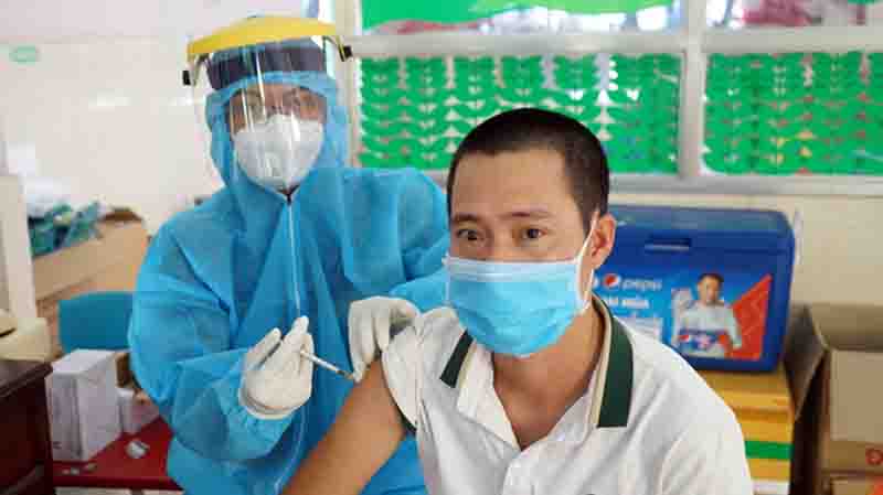 Vietnam, entre los 20 países del mundo con mayor número de dosis de la vacuna suministradas