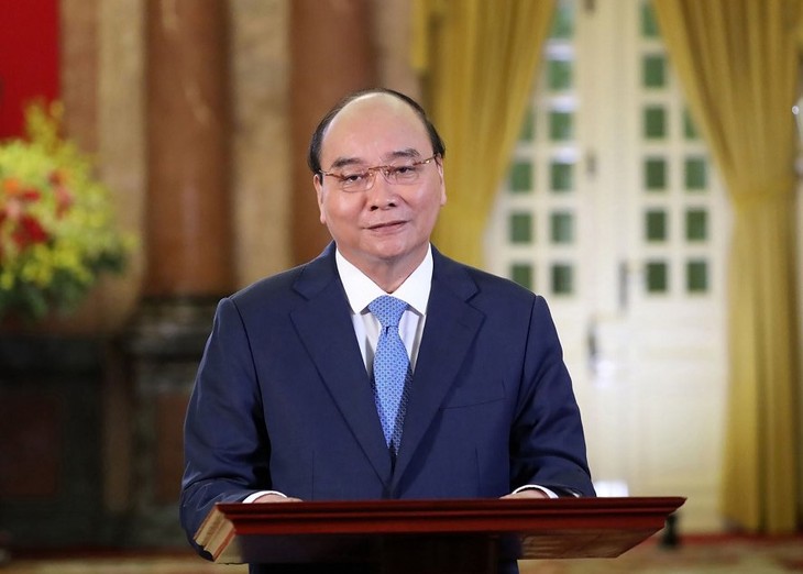 Vietnam pide al APEC que invierta en desarrollo sostenible