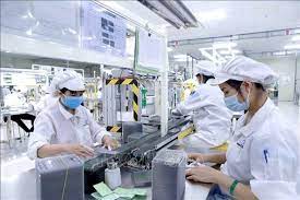 Aumenta inversión extranjera directa en Vietnam entre enero y noviembre