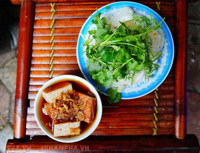 Banh Cuon Ba Hoanh  un magnífico manjar de Hanói popular durante décadas
