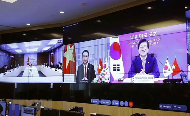 Visita a Corea del Sur del presidente del Parlamento vietnamita contribuye a impulsar la asociación de cooperación estratégica bilateral