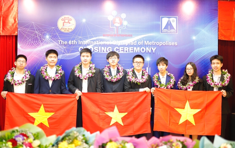 Éxito de los estudiantes vietnamitas en la Olimpiada Internacional de Metrópolis