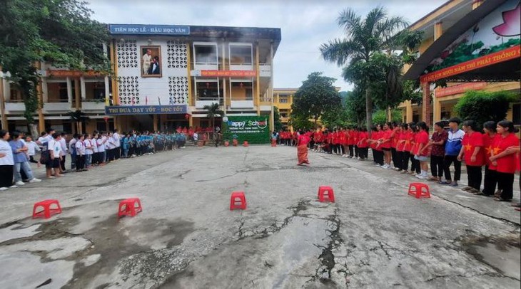 Modelo “Escuela de la felicidad” en Yen Bai