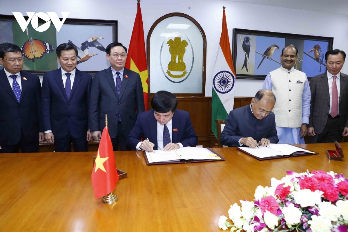 Promover la cooperación bilateral entre Vietnam y India
