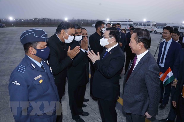 El líder del Parlamento vietnamita finaliza su visita oficial a la India