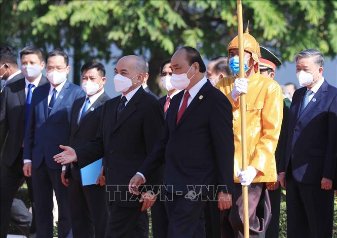El presidente de Vietnam llega a Phnom Penh para su visita de trabajo en Camboya