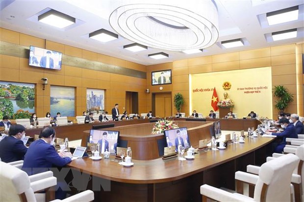 El Comité Permanente de la Asamblea Nacional debate la respuesta a las peticiones de la población