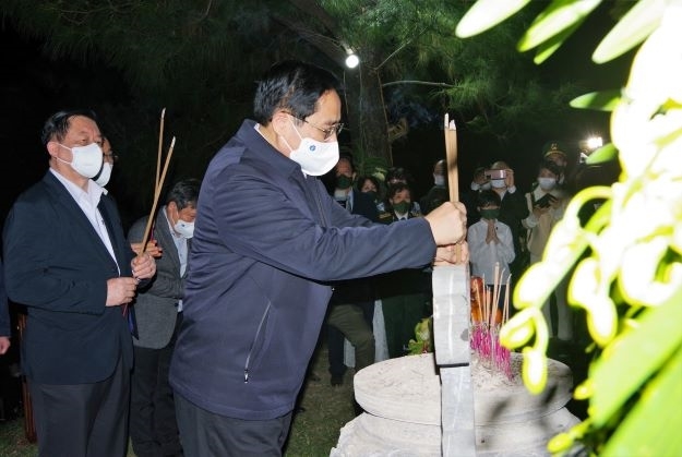 Homenaje por parte del primer ministro al general Vo Nguyen Giap con motivo de los 110 años de su nacimiento