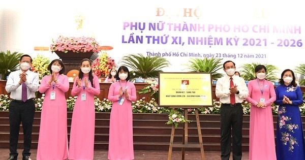 Reducir la pobreza de las mujeres de manera sostenida