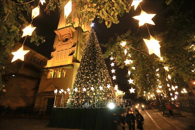El presidente del Frente de la Patria felicita a la comunidad cristiana en vísperas de la Navidad 2021