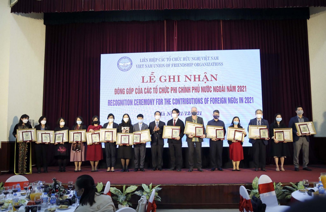 Vietnam destaca el papel de las organizaciones no gubernamentales para el desarrollo nacional